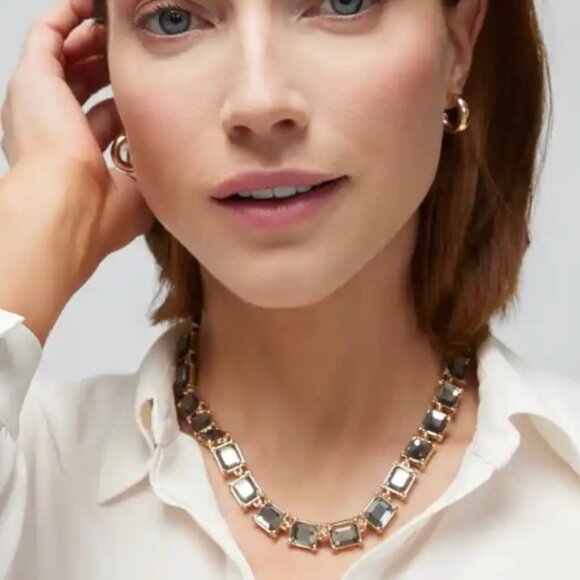 White House Black Market Reversible Goldtone Necklace - Picture 4 of 8